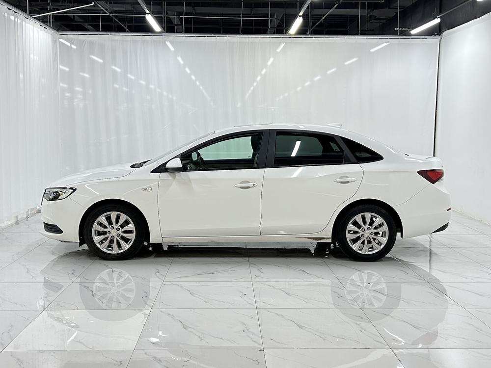 Buick Excelle 2021 Classic 1.5L Automatic Elite – фото 4