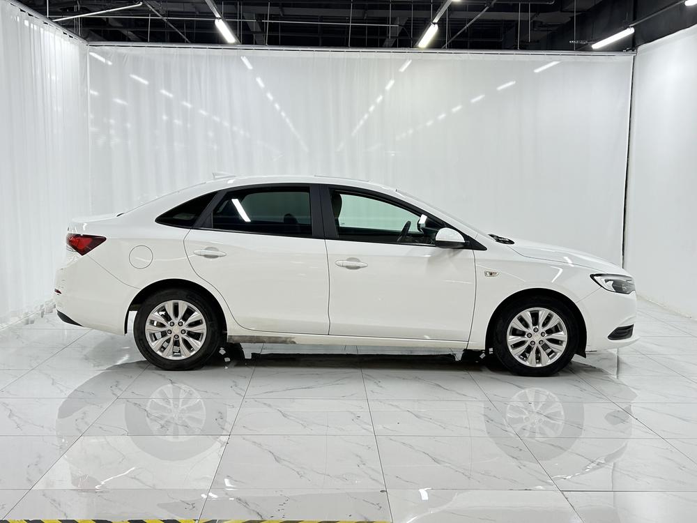 Buick Excelle 2021 Classic 1.5L Automatic Elite – фото 8