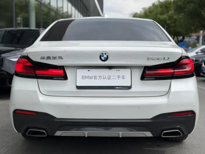 BMW 5 Series 2021 Model Facelift 525Li M Sports Set – фото 4