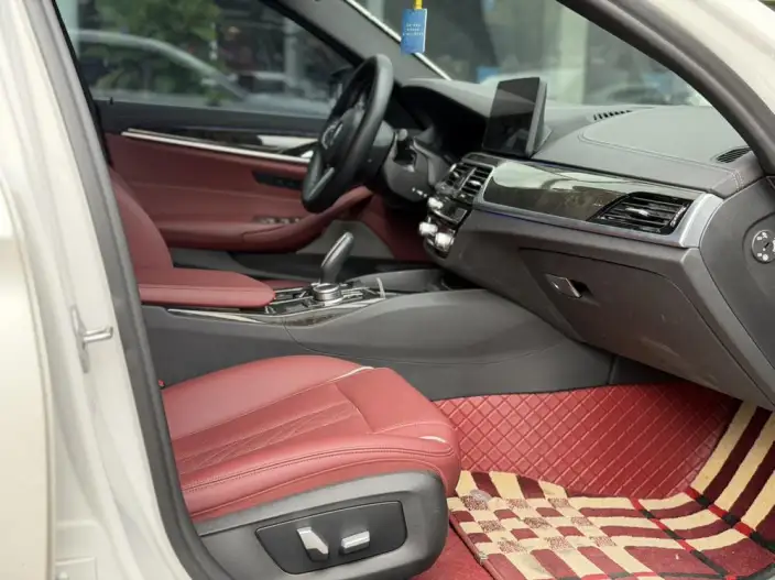 BMW 5 Series 2021 Model Facelift 525Li M Sports Set – фото 7