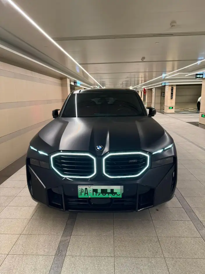 BMW XM 2023 Model 50e – фото 2