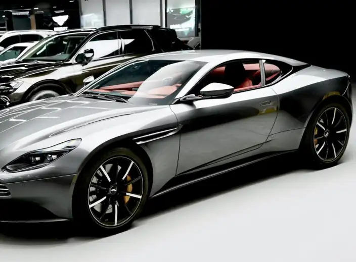 Aston Martin DB11 2022 Model 4.0T V8 Coupe – фото 8