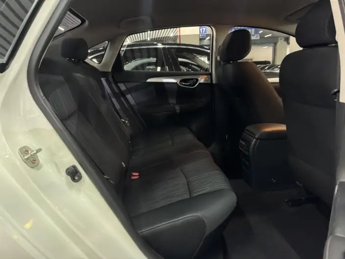 Nissan Sylphy 2022 Model Classic 1.6 XE CVT Comfort Edition – фото 9