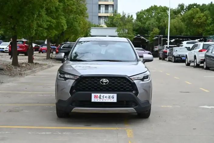 Toyota Corolla Cross 2024 Model 2.0L Intelligent Hybrid Pioneer Edition – фото 2