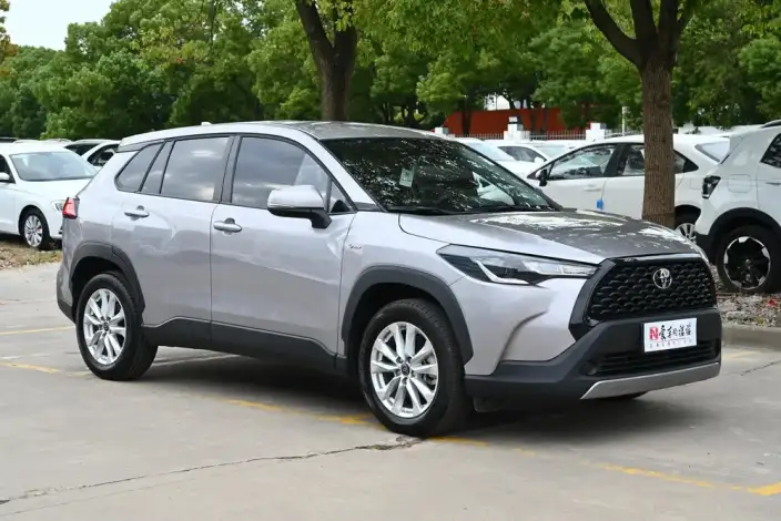 Toyota Corolla Cross 2024 Model 2.0L Intelligent Hybrid Pioneer Edition – фото 3