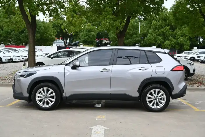 Toyota Corolla Cross 2024 Model 2.0L Intelligent Hybrid Pioneer Edition – фото 4