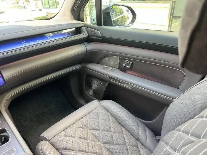 NIO ES8 2026 Model VI seat Executive Deluxe Edition – фото 9