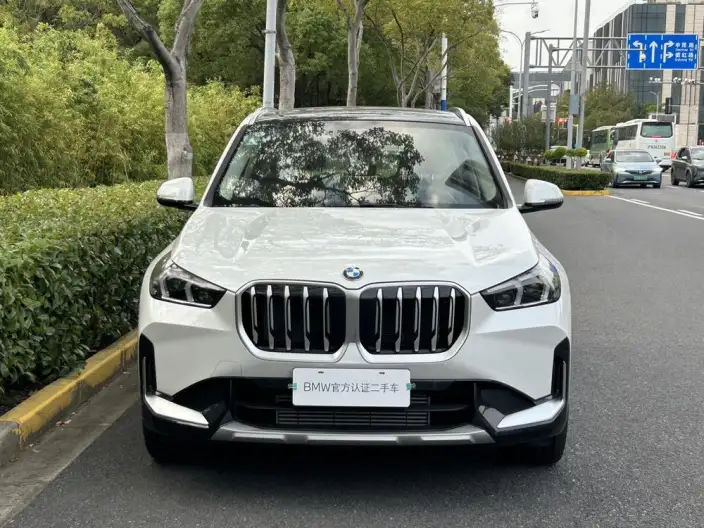 BMW X1 2025 Model xDrive25Li X Design Set – фото 2