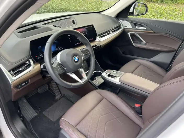 BMW X1 2025 Model xDrive25Li X Design Set – фото 10