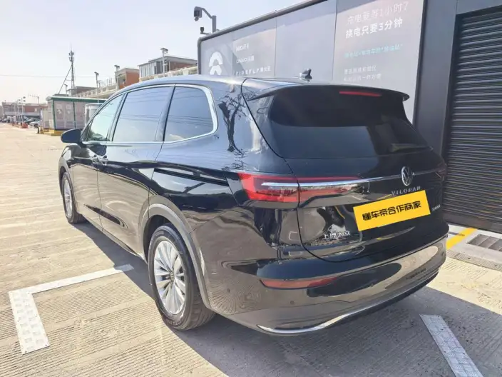 Viloran 2024 Model 330TSI Business Edition – фото 3