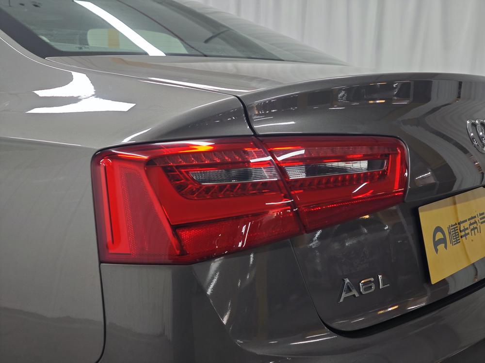 Audi A6L 2015 TFSI 百万 Memorial Zhiling – фото 13