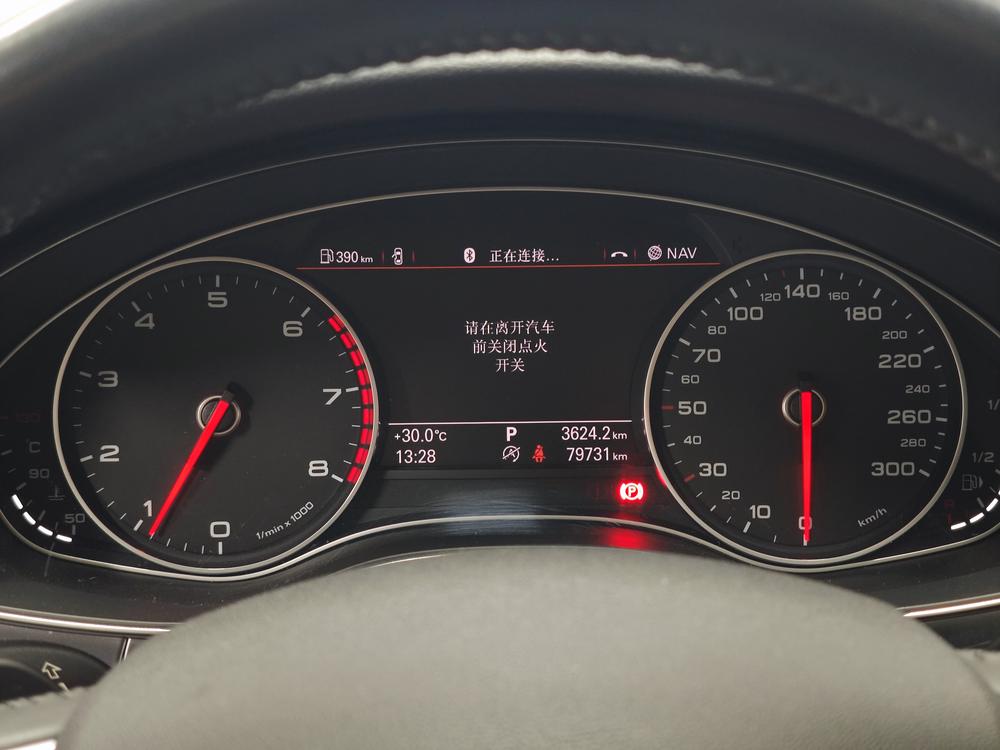 Audi A6L 2015 TFSI 百万 Memorial Zhiling – фото 15