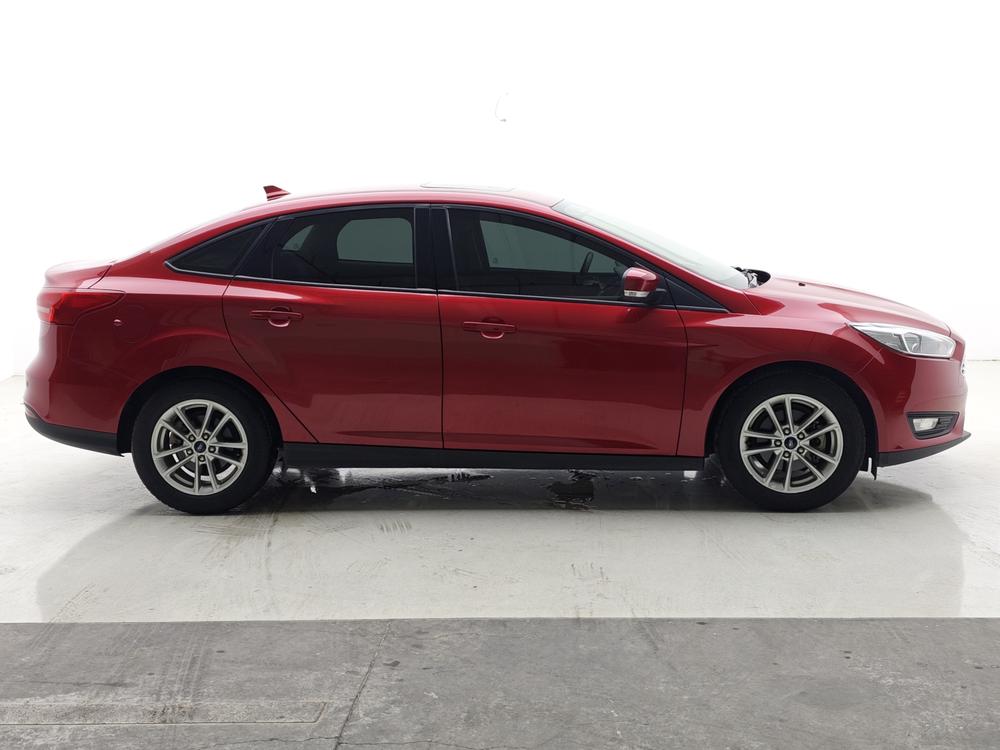 Ford Focus 2018 Classic Edition Тройная литиевая батарея 1.6L автоматическое Fashion Zhixing Edition – фото 8