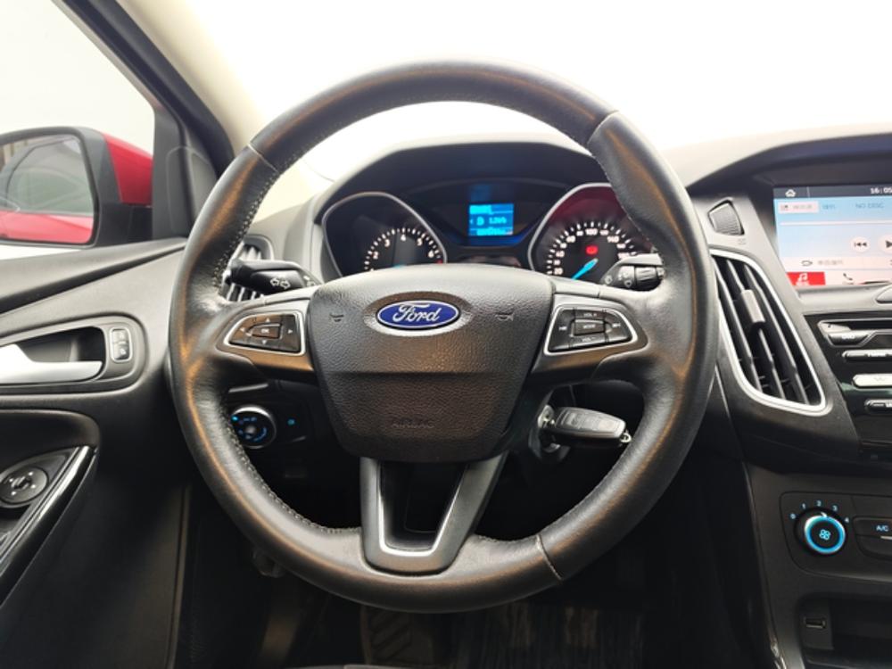 Ford Focus 2018 Classic Edition Тройная литиевая батарея 1.6L автоматическое Fashion Zhixing Edition – фото 16