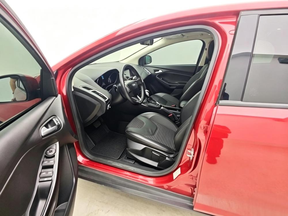 Ford Focus 2018 Classic Edition Тройная литиевая батарея 1.6L автоматическое Fashion Zhixing Edition – фото 17