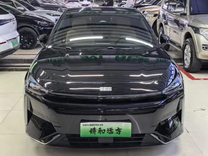 Geely Galaxy L6 2023 Model 1.5T DHT 125km Galaxy – фото 2