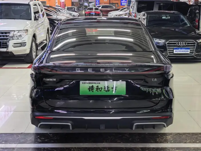 Geely Galaxy L6 2023 Model 1.5T DHT 125km Galaxy – фото 4