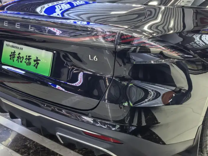 Geely Galaxy L6 2023 Model 1.5T DHT 125km Galaxy – фото 6