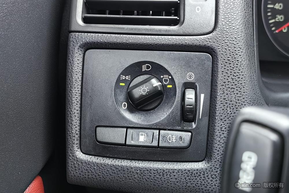 Volvo C30 2013 2.0L Hyun Edition – фото 15