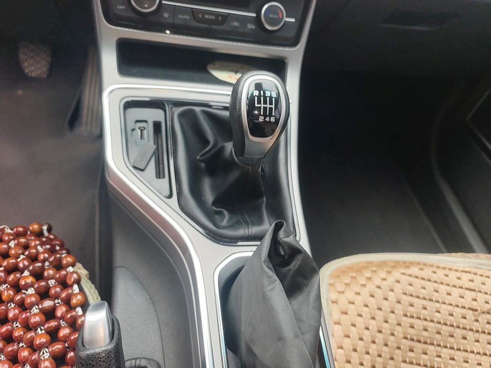 Geely Emgrand GL 2018 1.4T Manual Elite Connected – фото 9