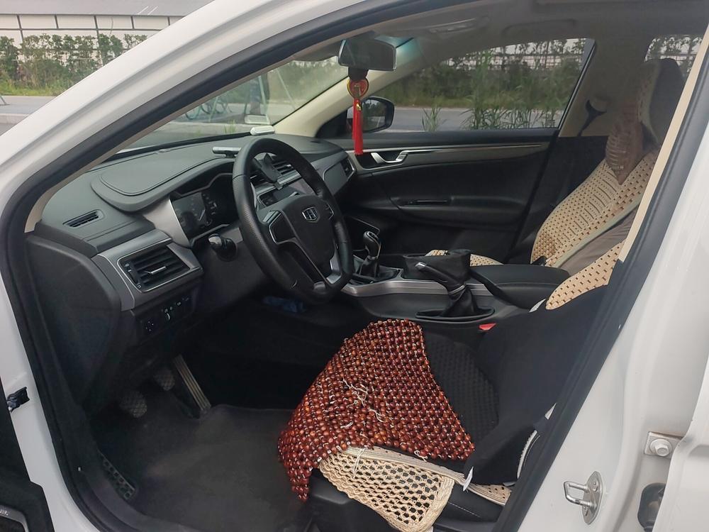 Geely Emgrand GL 2018 1.4T Manual Elite Connected – фото 10