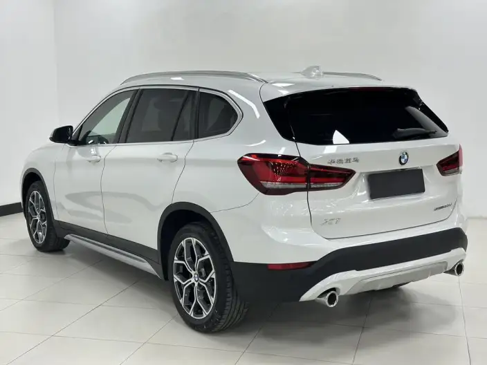 BMW X1 2022 Model sDrive20Li Fashion Model – фото 4