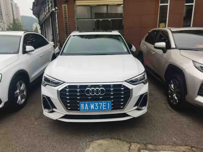 AUDI Q3 2022 Model 35 TFSI Fashion Dynamic Model – фото 2