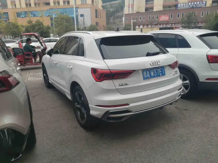 AUDI Q3 2022 Model 35 TFSI Fashion Dynamic Model – фото 4