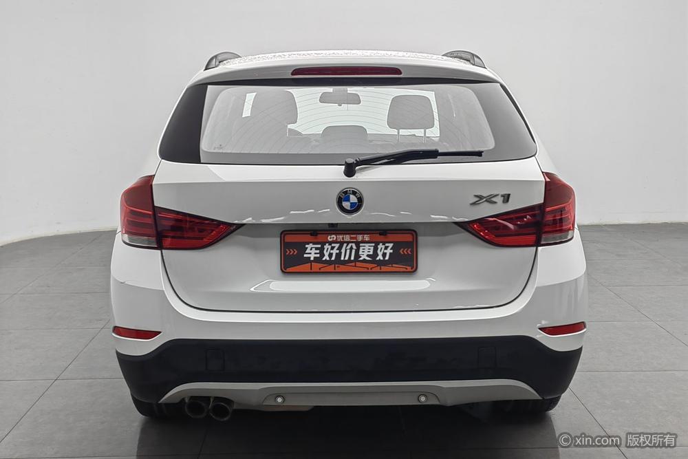 BMW X1 2014 sDrive18i Fashion