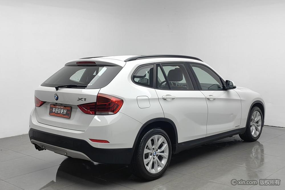 BMW X1 2014 sDrive18i Fashion