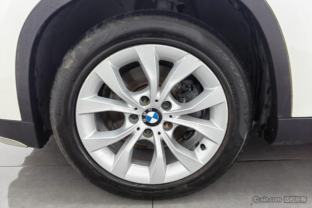 BMW X1 2014 sDrive18i Fashion – фото 5