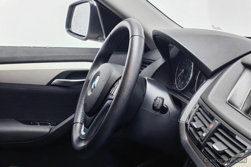 BMW X1 2014 sDrive18i Fashion – фото 12