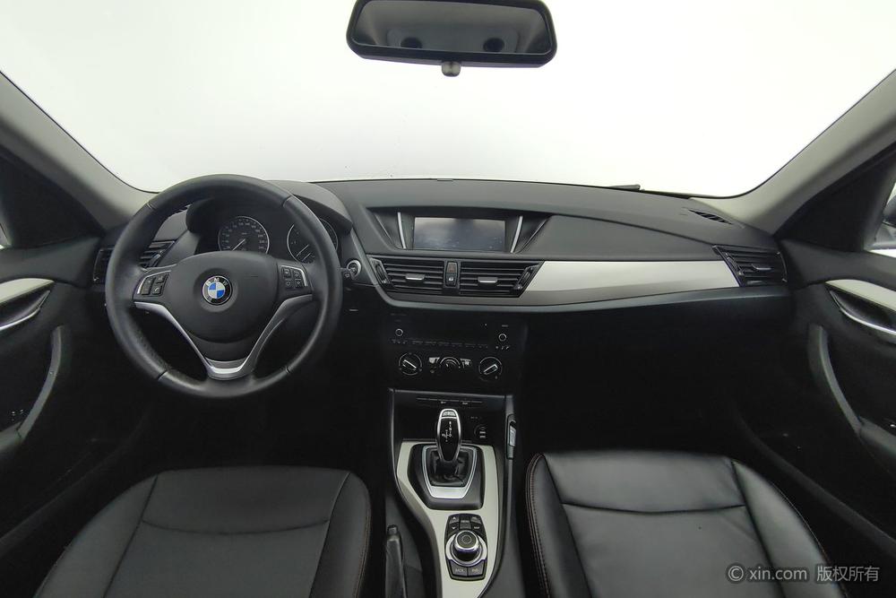 BMW X1 2014 sDrive18i Fashion – фото 13