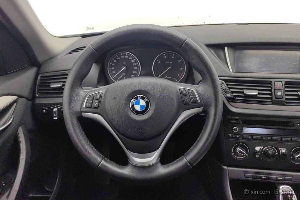 BMW X1 2014 sDrive18i Fashion – фото 14