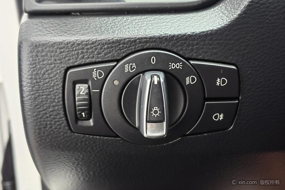 BMW X1 2014 sDrive18i Fashion – фото 16