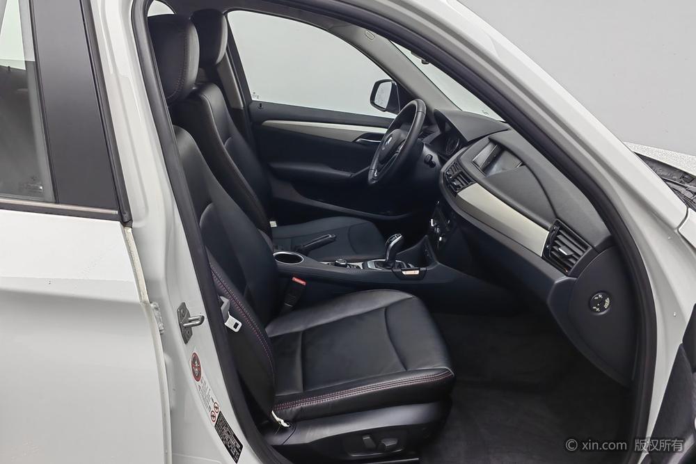 BMW X1 2014 sDrive18i Fashion – фото 24