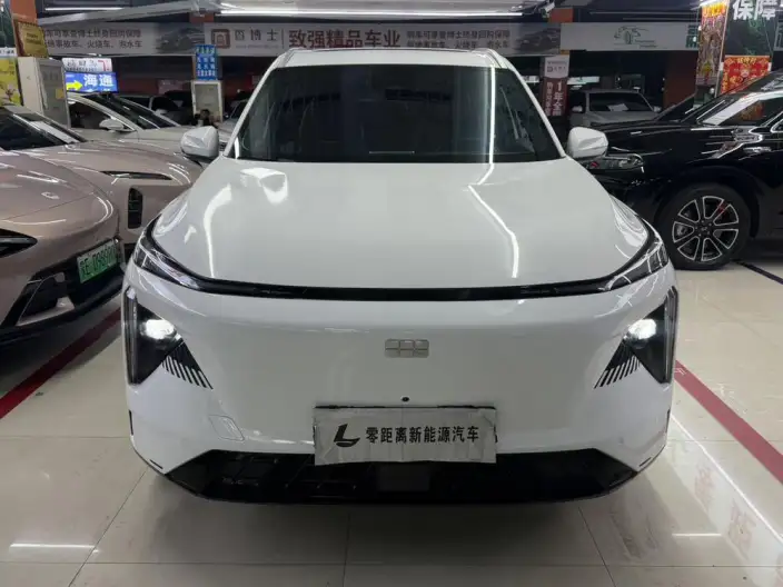 Geely Galaxy L7 2023 Model 1.5T DHT 115km MAX – фото 2
