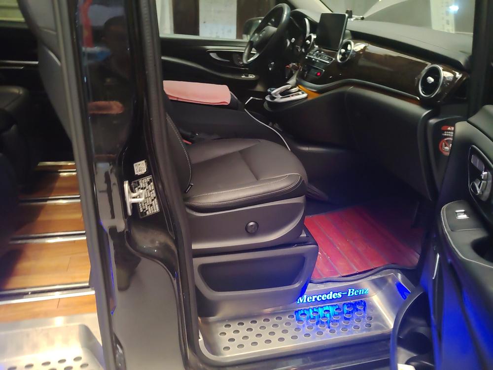 Mercedes-Benz V-Class 2018 V 260 Premium Edition Country VI – фото 11