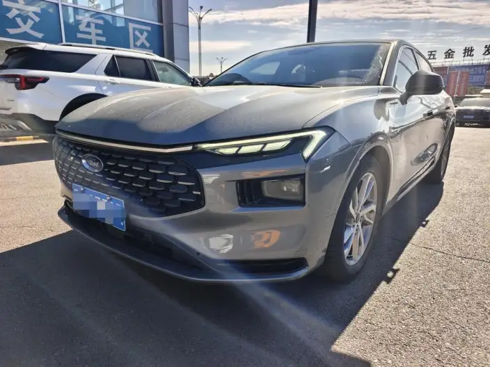 Ford Mondeo 2022 Model Facelift EcoBoost 245 Luxury Model – фото 1