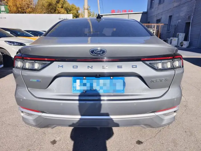 Ford Mondeo 2022 Model Facelift EcoBoost 245 Luxury Model – фото 4
