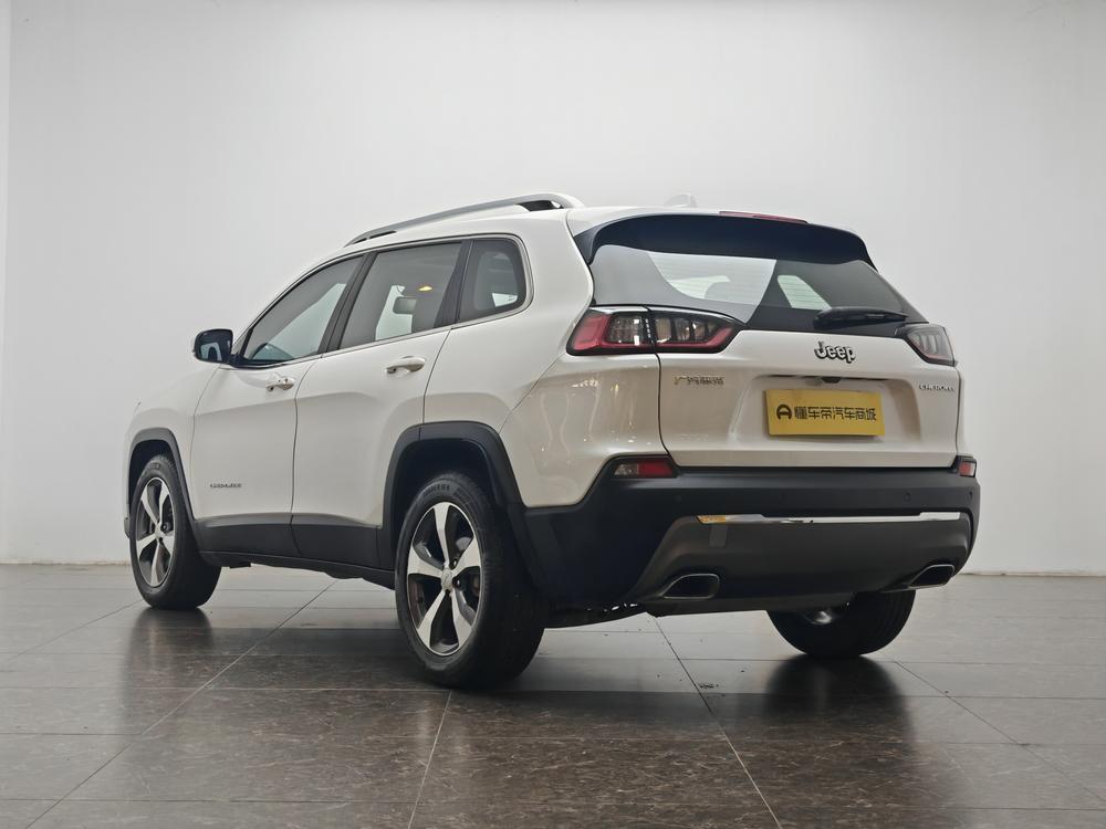 Jeep Cherokee 2020 2.0T 2WD Leader – фото 5