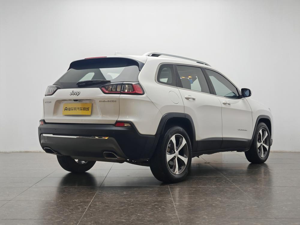 Jeep Cherokee 2020 2.0T 2WD Leader – фото 7