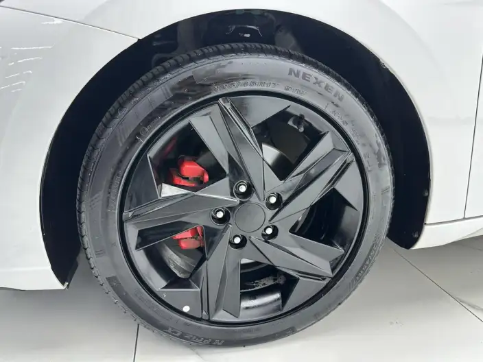 Hyundai Ioniq 2022 Model 1.5L CVT 20th SE 20th Anniversary Memorial Edition – фото 8