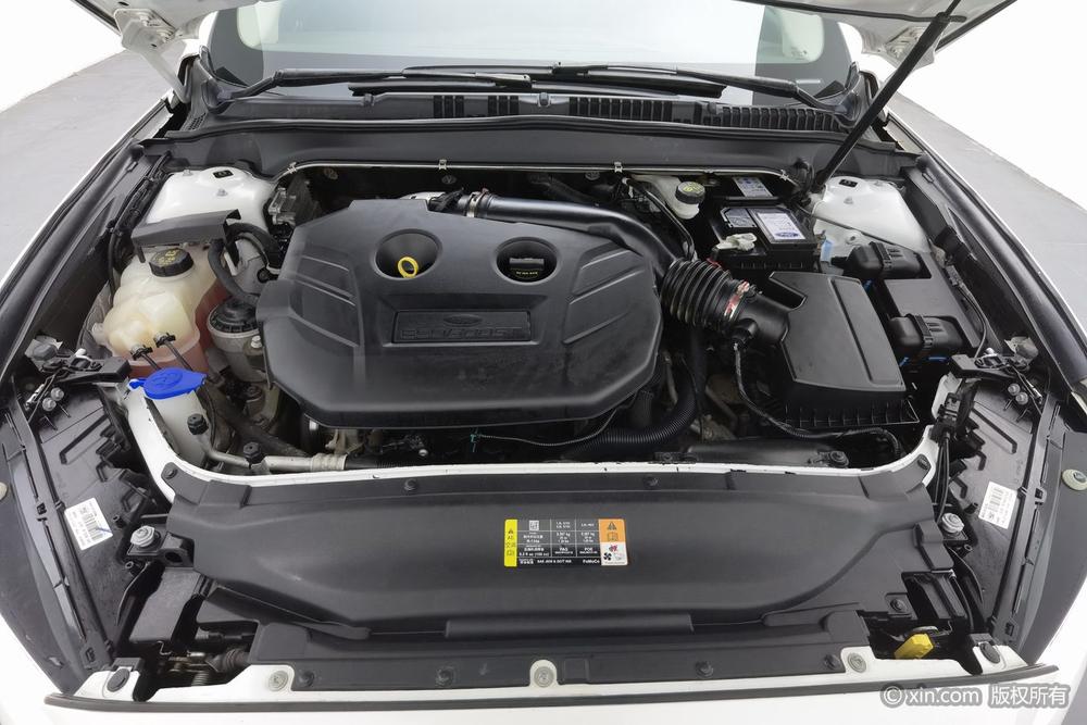 Ford Mondeo 2013 2.0L GTDi240 Luxury Sport – фото 5
