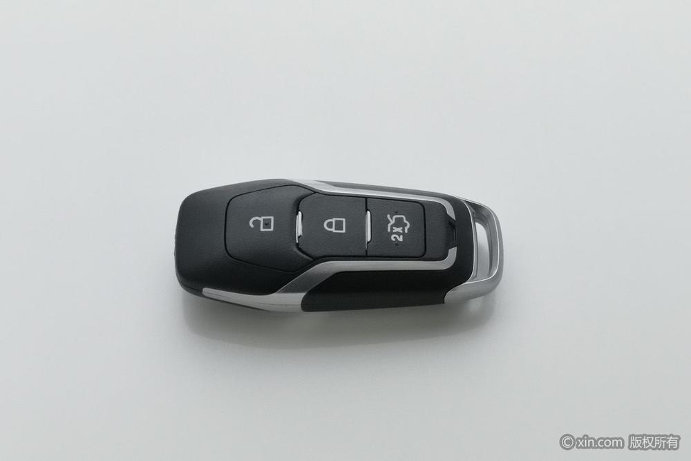 Ford Mondeo 2013 2.0L GTDi240 Luxury Sport – фото 6