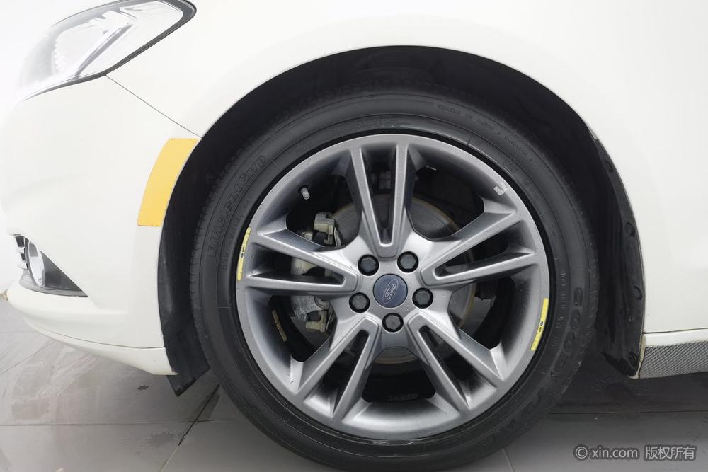 Ford Mondeo 2013 2.0L GTDi240 Luxury Sport – фото 9
