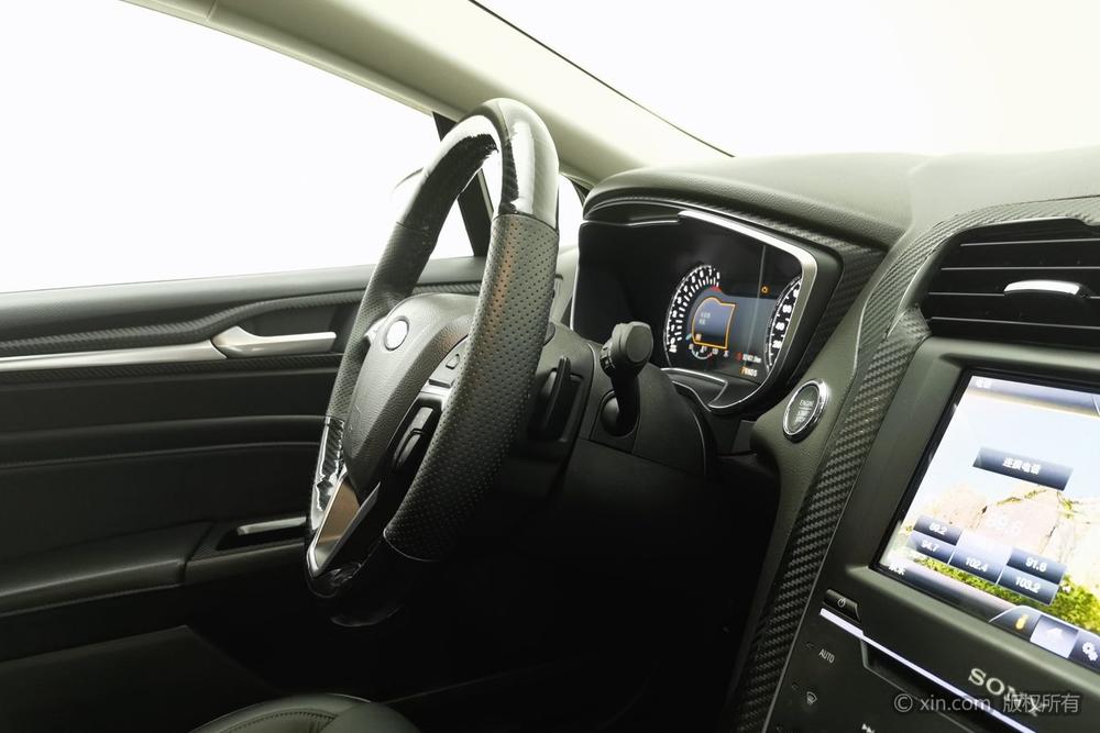 Ford Mondeo 2013 2.0L GTDi240 Luxury Sport – фото 13