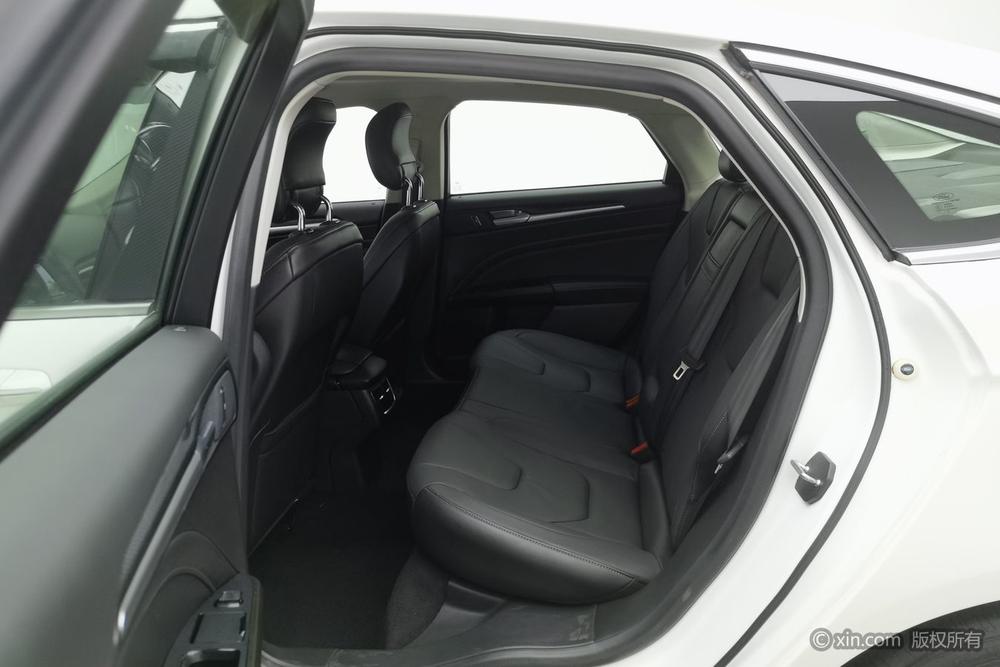 Ford Mondeo 2013 2.0L GTDi240 Luxury Sport – фото 21