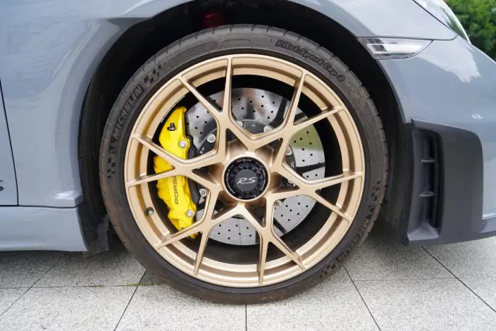 Porsche 718 2022 Model Cayman GT4 RS 4.0L – фото 9