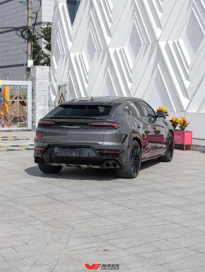 Urus SE 2025 Model 4.0T Standard Model – фото 7